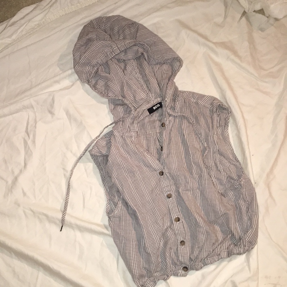 Unique button down